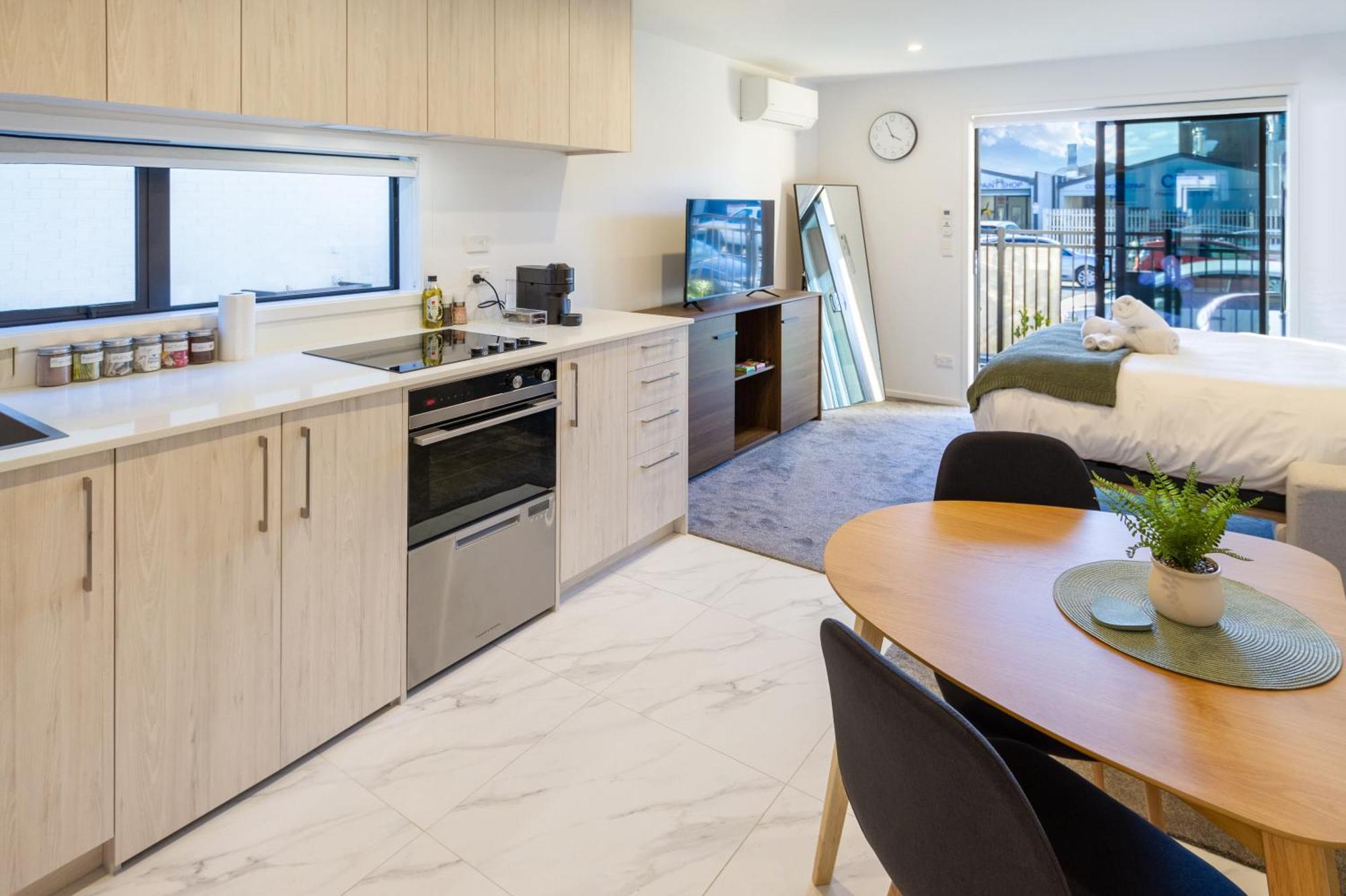 Single Level Studio Escape On Wilmer St - Central 크라이스트처치 외부 사진